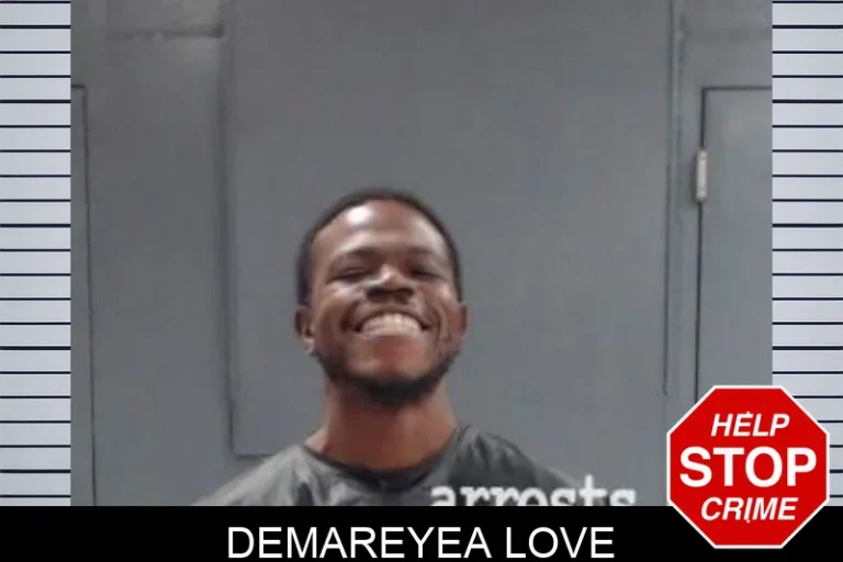 Demareyea Love