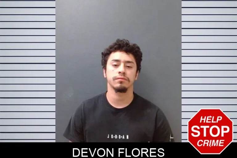 Devon Flores