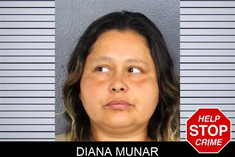 Diana MuNar