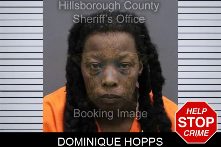 DominiquE Hopps