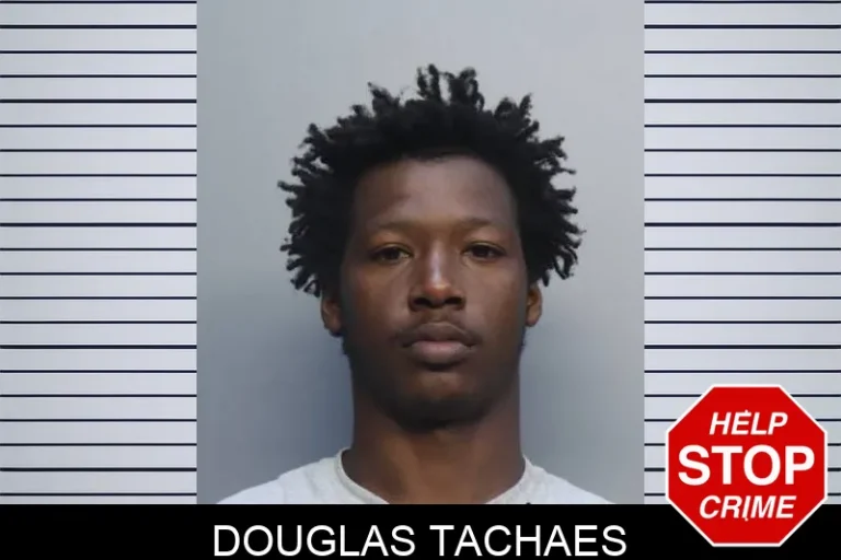 Douglas Tachaes