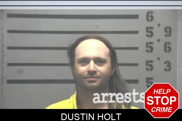 DuStin Holt