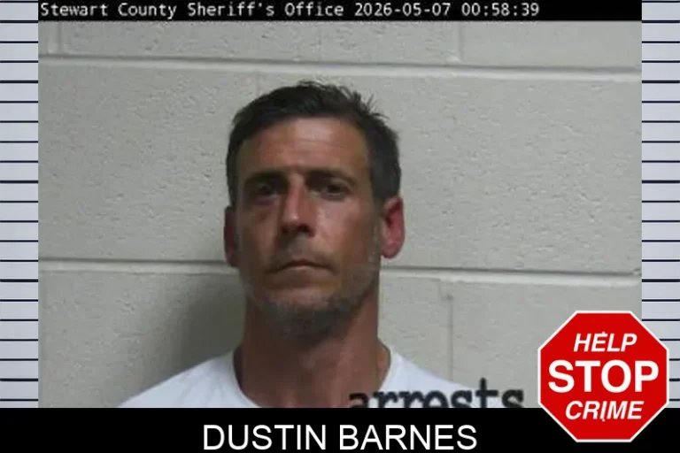 Dustin Barnes