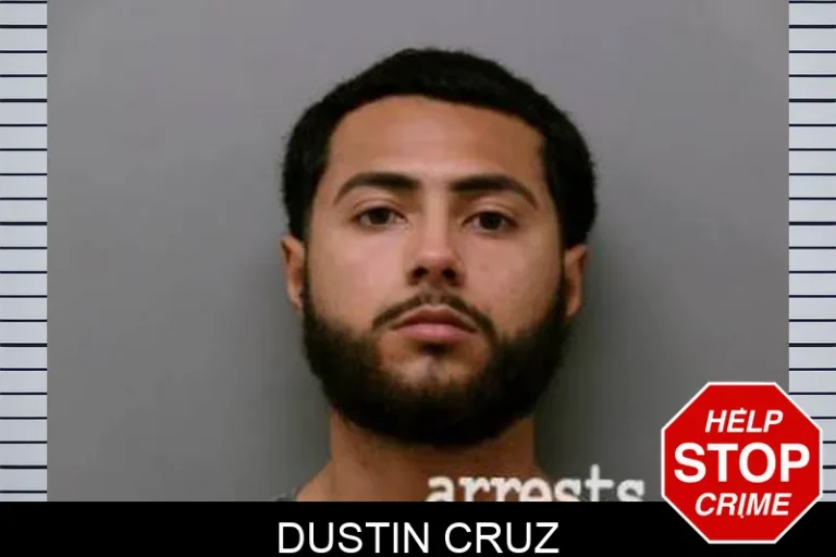 Dustin Cruz