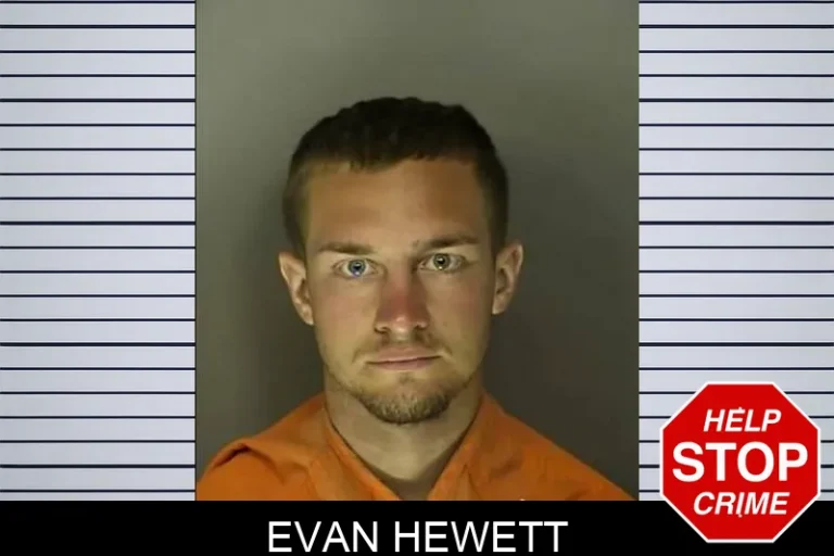 Evan Hewett