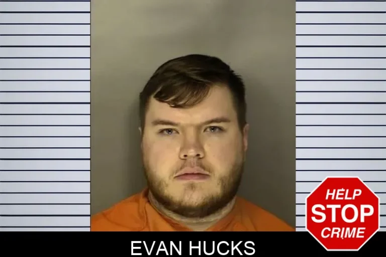 Evan HuCks
