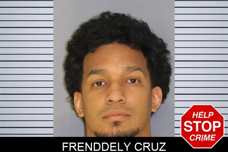 Frenddely CruZ