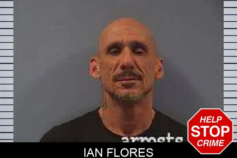 Ian Flores