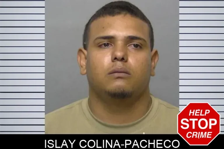 Islay Colina-Pacheco
