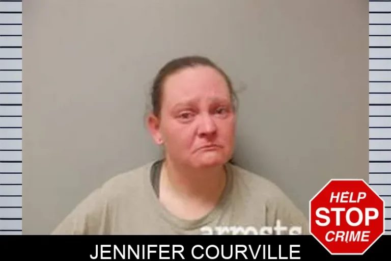 Jennifer CouRville