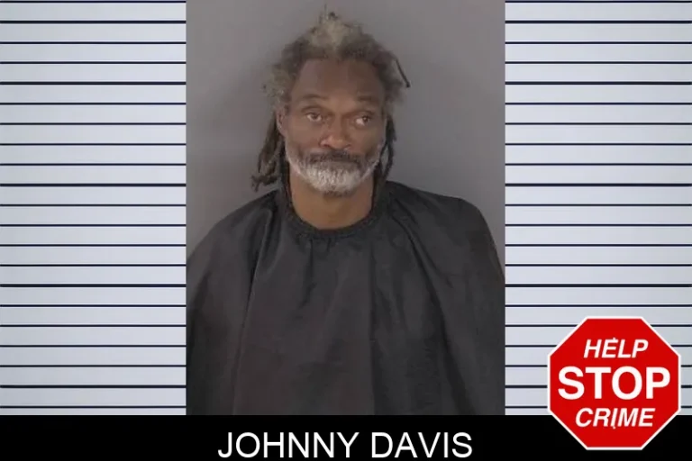 Johnny Davis