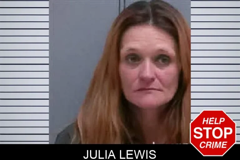 Julia Lewis