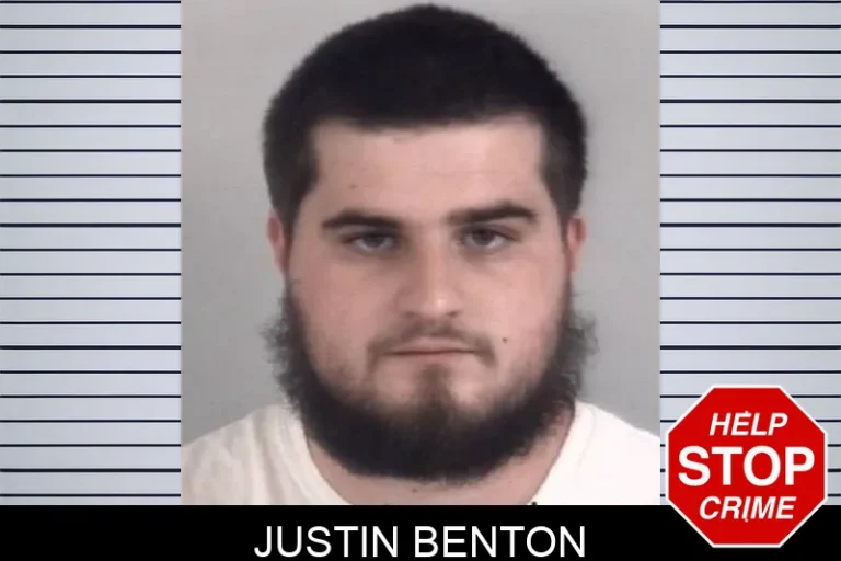 Justin Benton