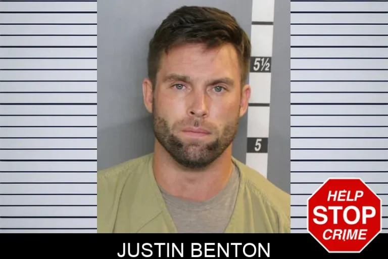 Justin Benton
