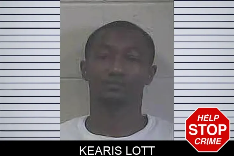 Kearis Lott