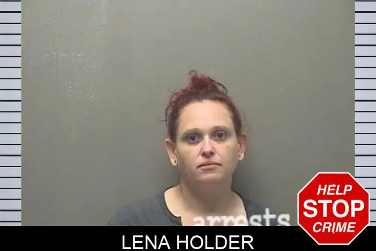 Lena Holder