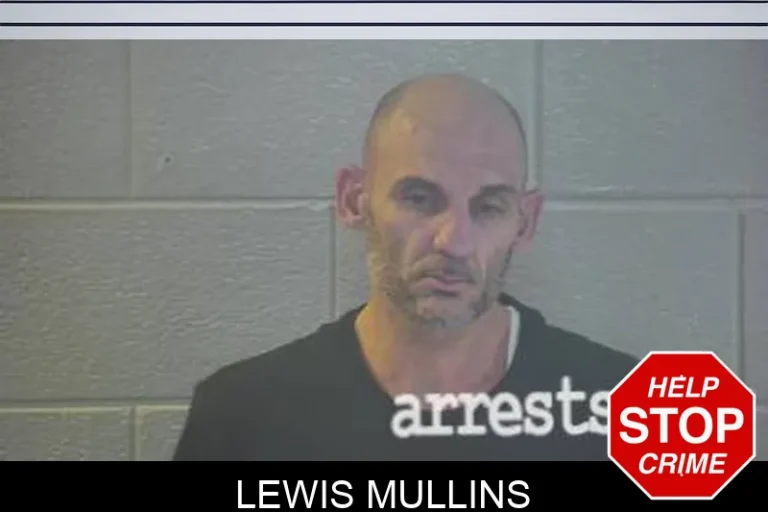 Lewis Mullins