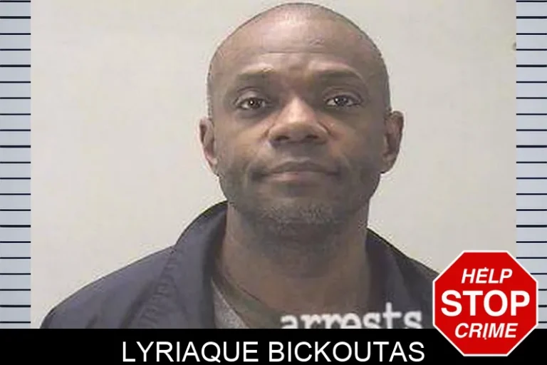 LyriaquE BickouTas