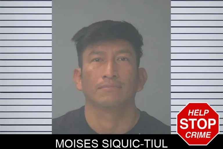Moises Siquic-Tiul