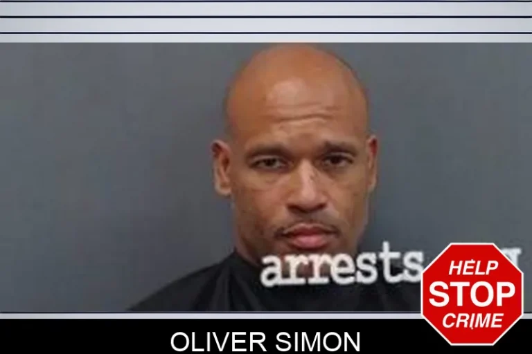 Oliver Simon