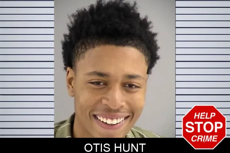Otis HuNt