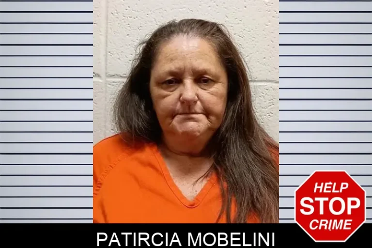 Patircia Mobelini
