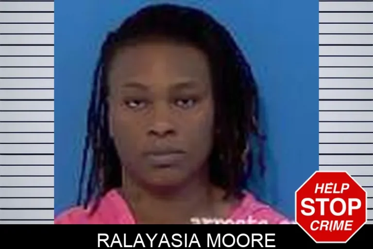 Ralayasia Moore
