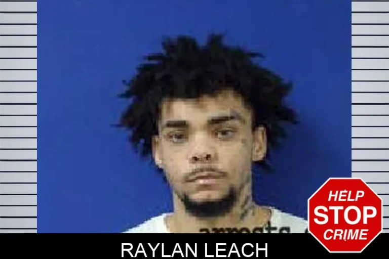 Raylan Leach
