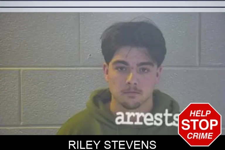 Riley Stevens