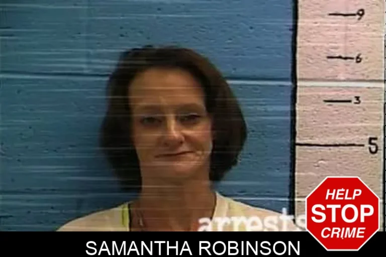 Samantha Robinson