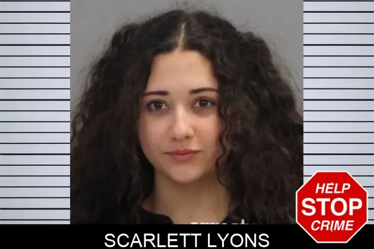 Scarlett Lyons