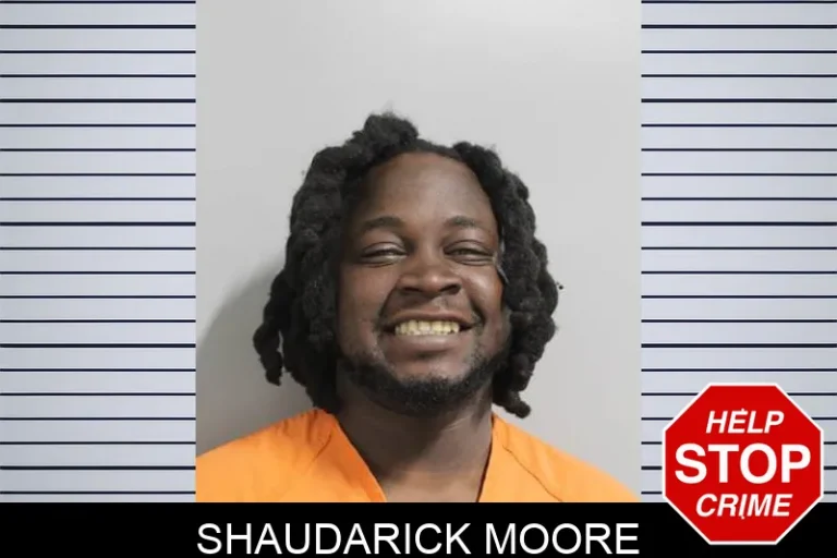 Shaudarick Moore