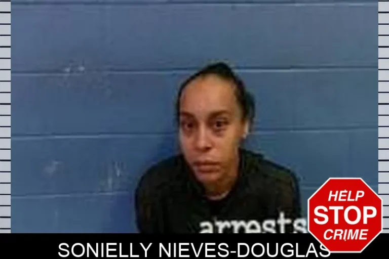 Sonielly Nieves-Douglas