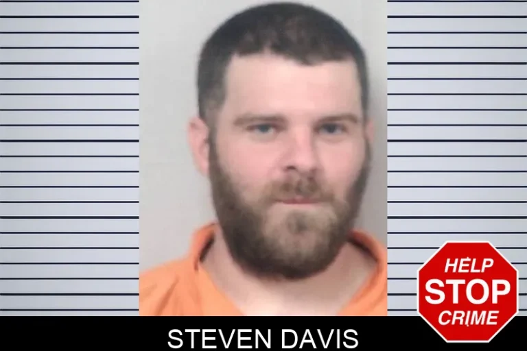 Steven Davis