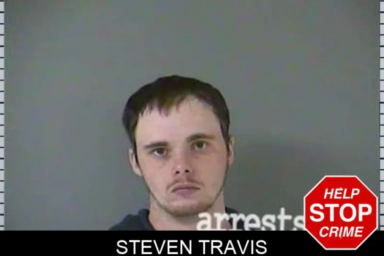 Steven Travis