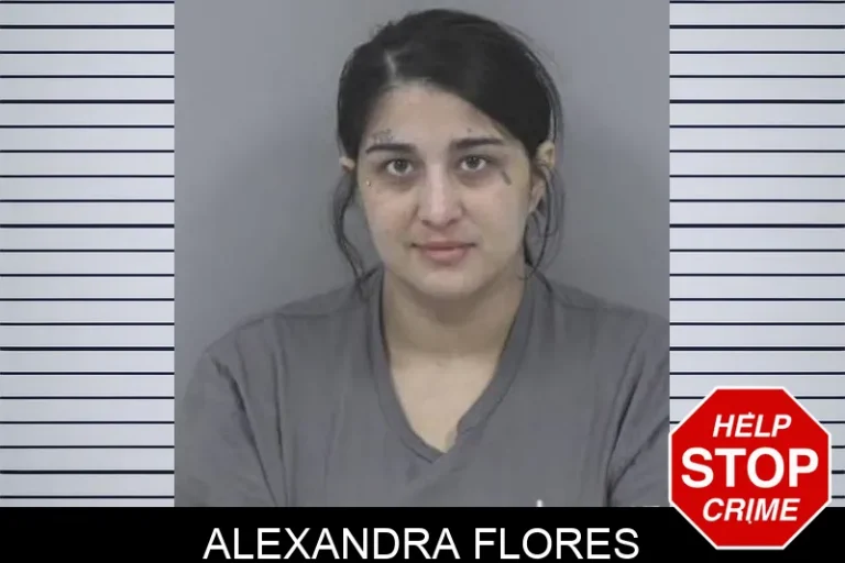 Alexandra Flores