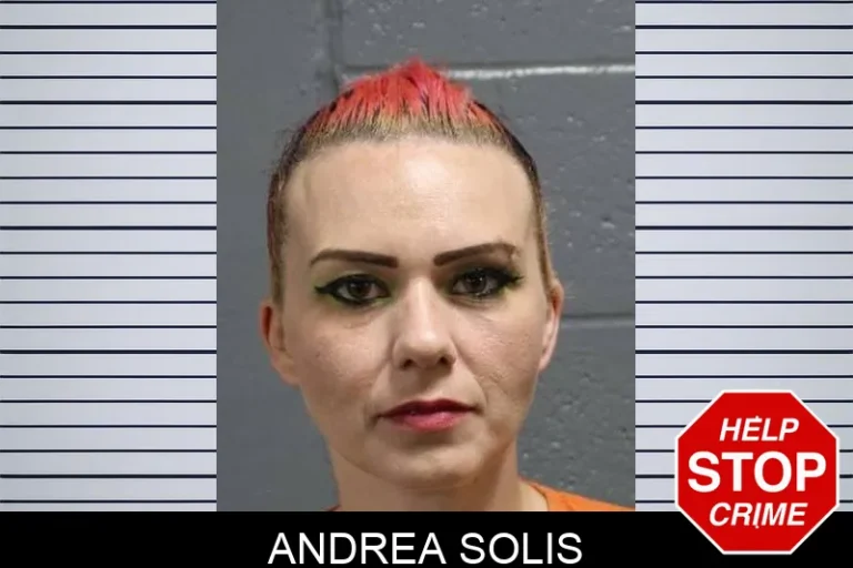 Andrea Solis
