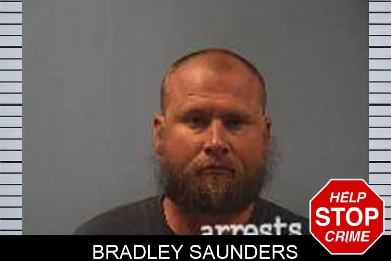 Bradley Saunders
