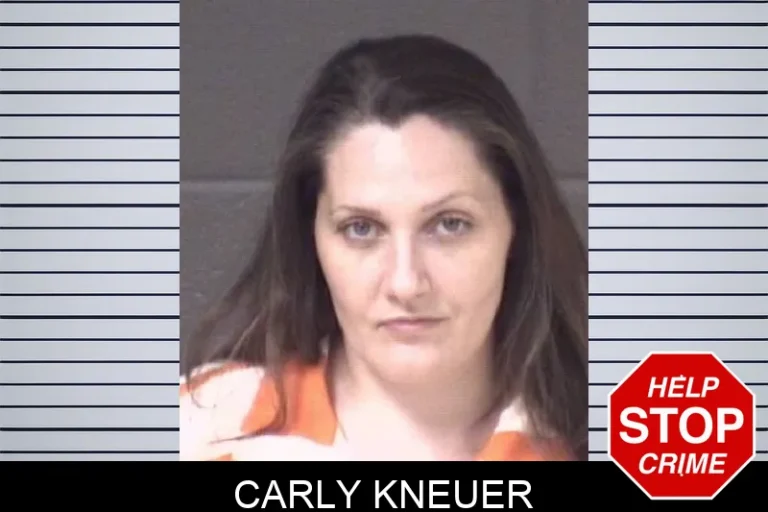 Carly Kneuer