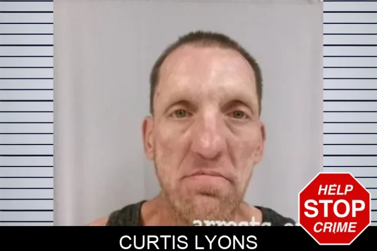 Curtis Lyons