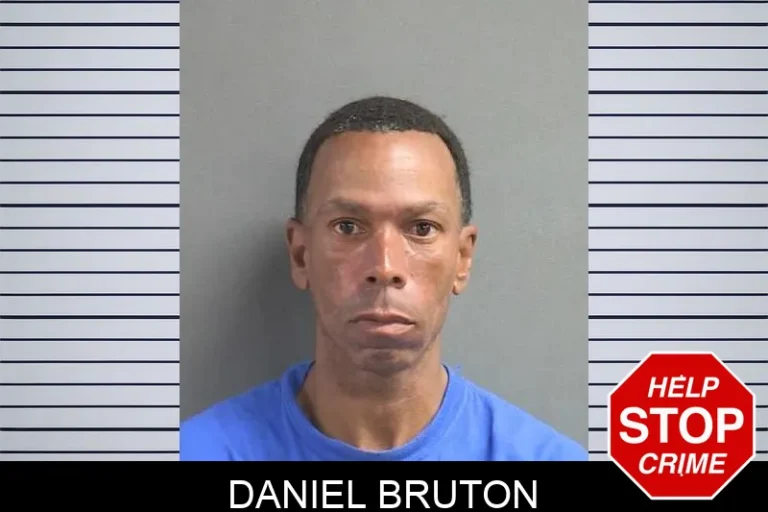 Daniel Bruton