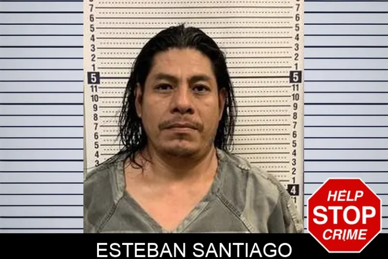 Esteban Santiago