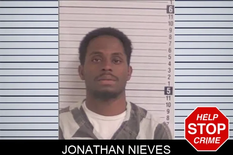 Jonathan Nieves