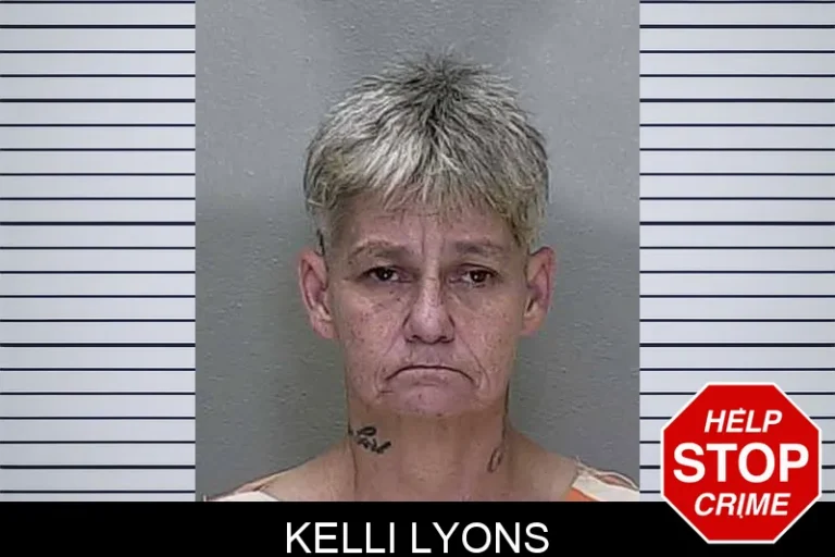 Kelli Lyons