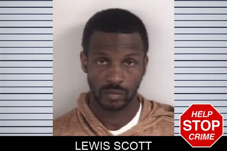 Lewis Scott