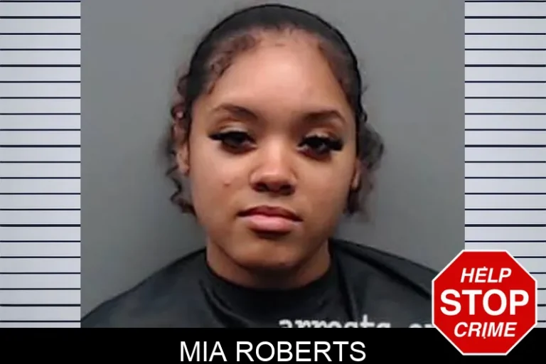 Mia Roberts