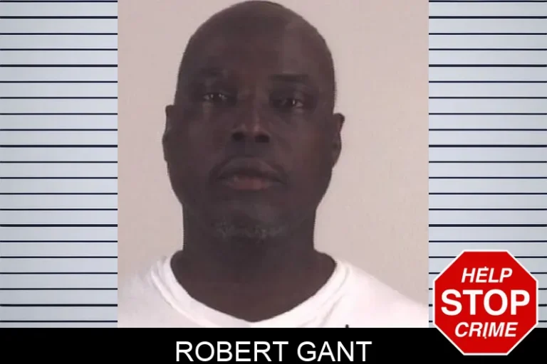 Robert Gant