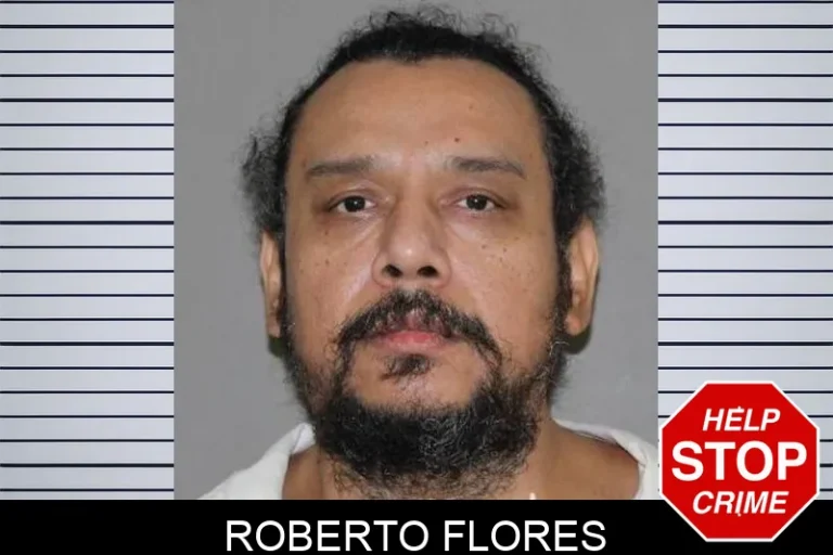 Roberto Flores