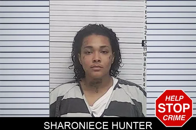 Sharoniece Hunter