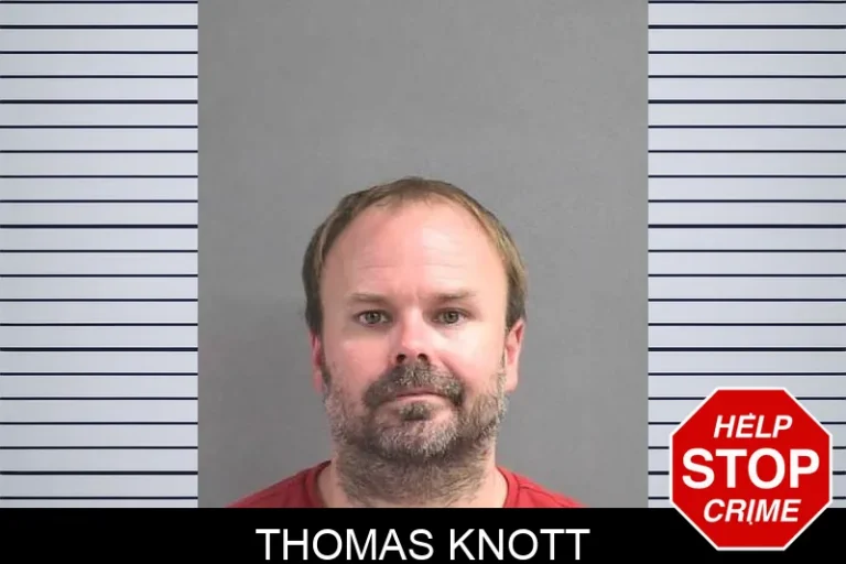 Thomas Knott